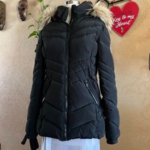 Black, outer layer, orange lining Steve Madden coat